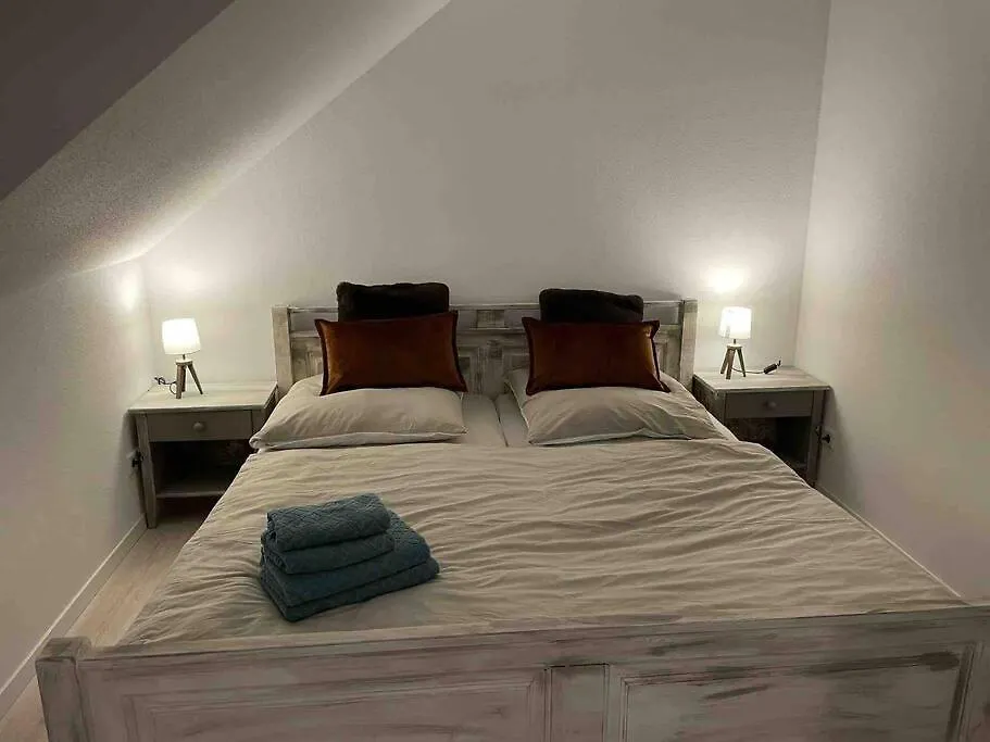 Behagliches Haus Luisa In Der Dorfmitte Villa Ippesheim